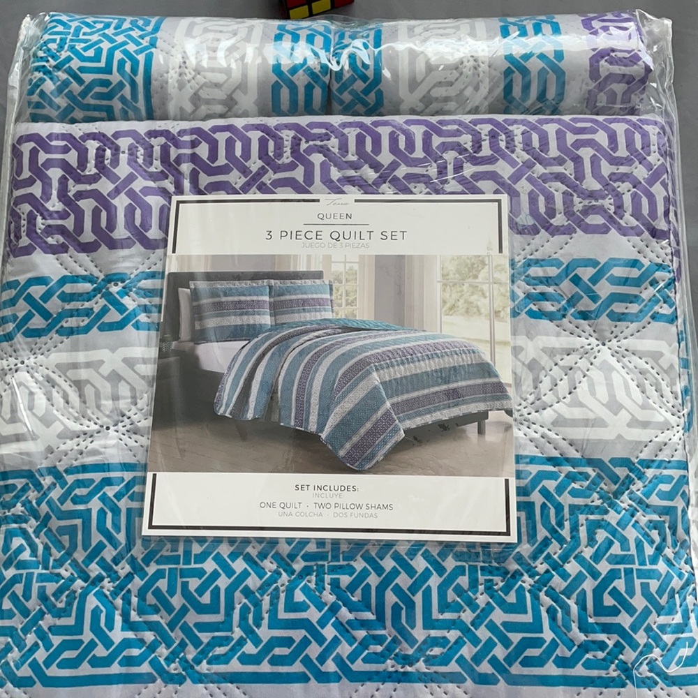 Queen Size 3 Piece Bedding Set